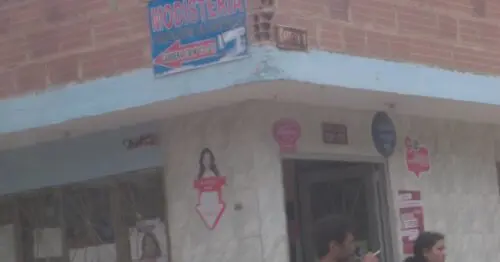 TIENDA DE BARRIO CALLE 11 CON 23B TIENDA DE BARRIO CALLE 11 CON 23B
